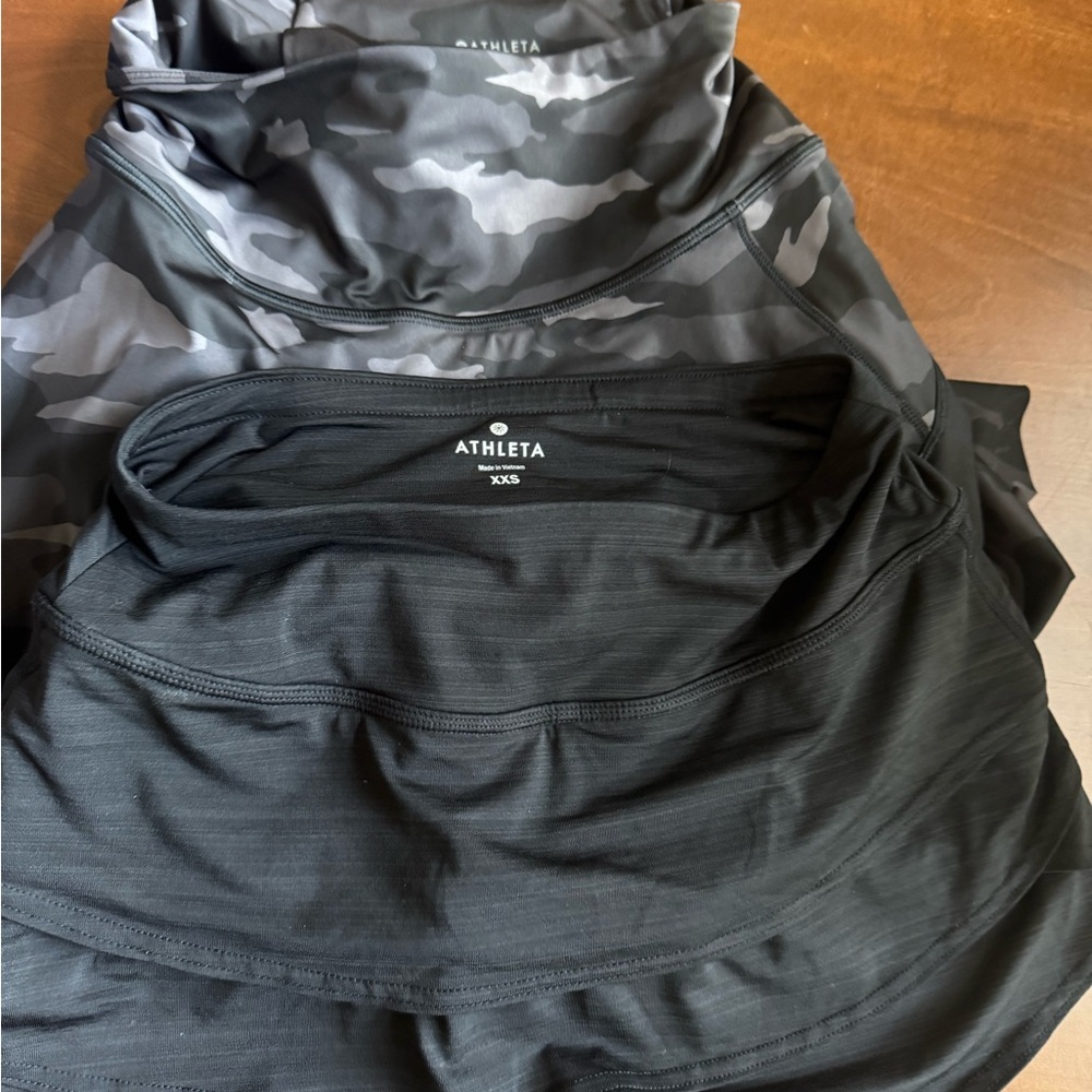 Athleta Black and Camo skirt - tennis XXS